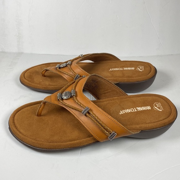 Minnetonka Women's Silverthorne 360 Sandal/Flip Flops Cognac - Picture 2 of 8